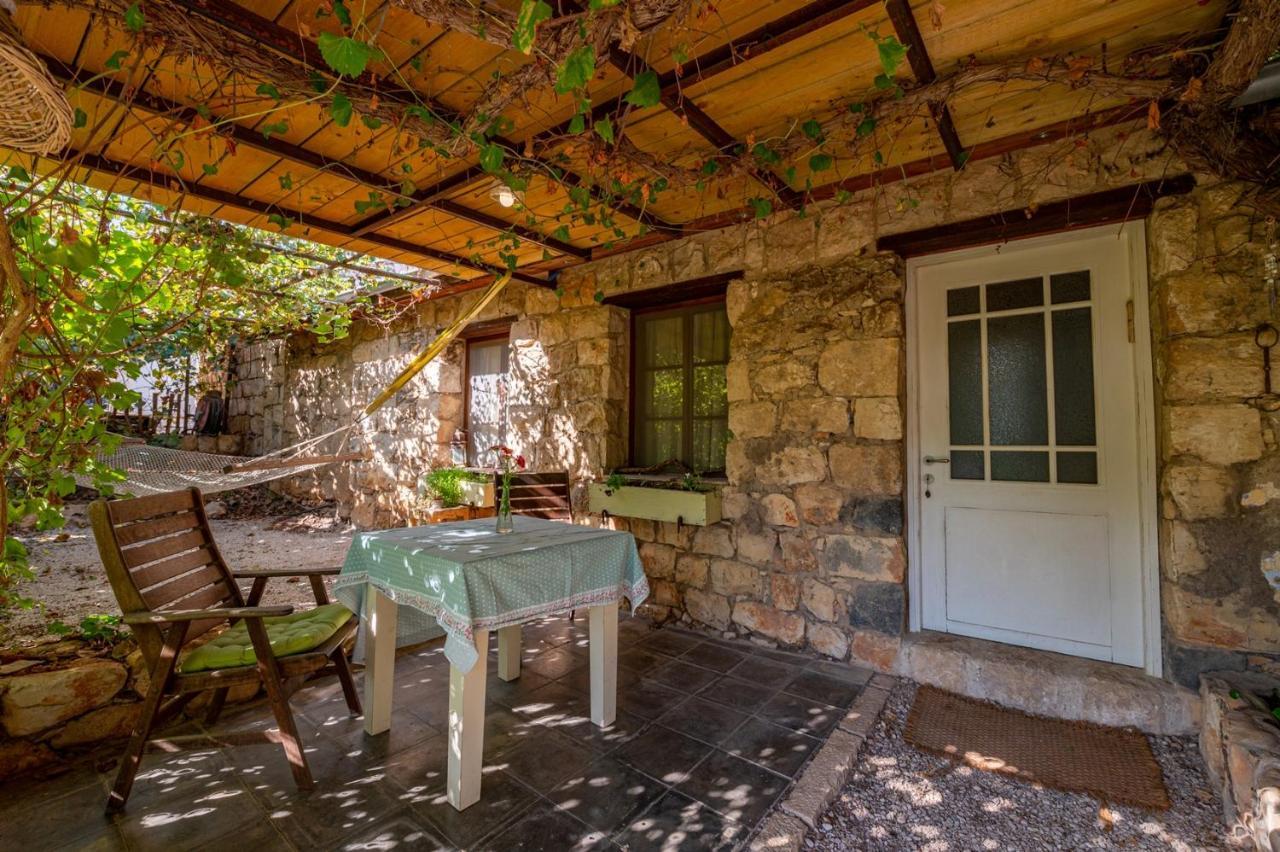 Hemdatya Stone Suites In The Galilee Ilaniya Exterior foto