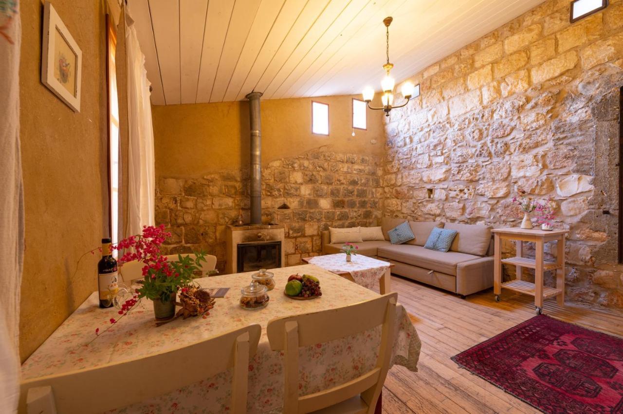 Hemdatya Stone Suites In The Galilee Ilaniya Exterior foto