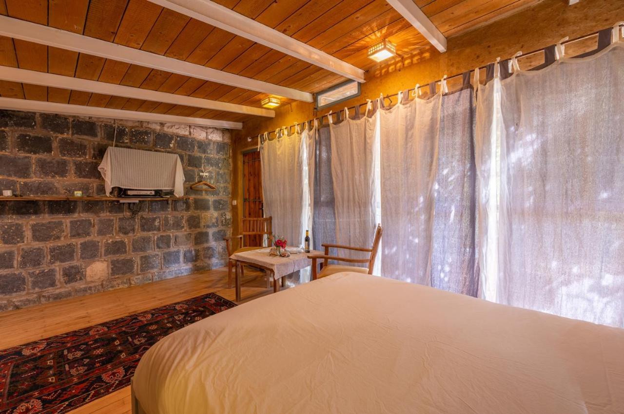 Hemdatya Stone Suites In The Galilee Ilaniya Exterior foto